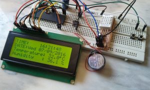 PIC18F4550 with DS1307 RTC and DHT22 sensor hardware circuit