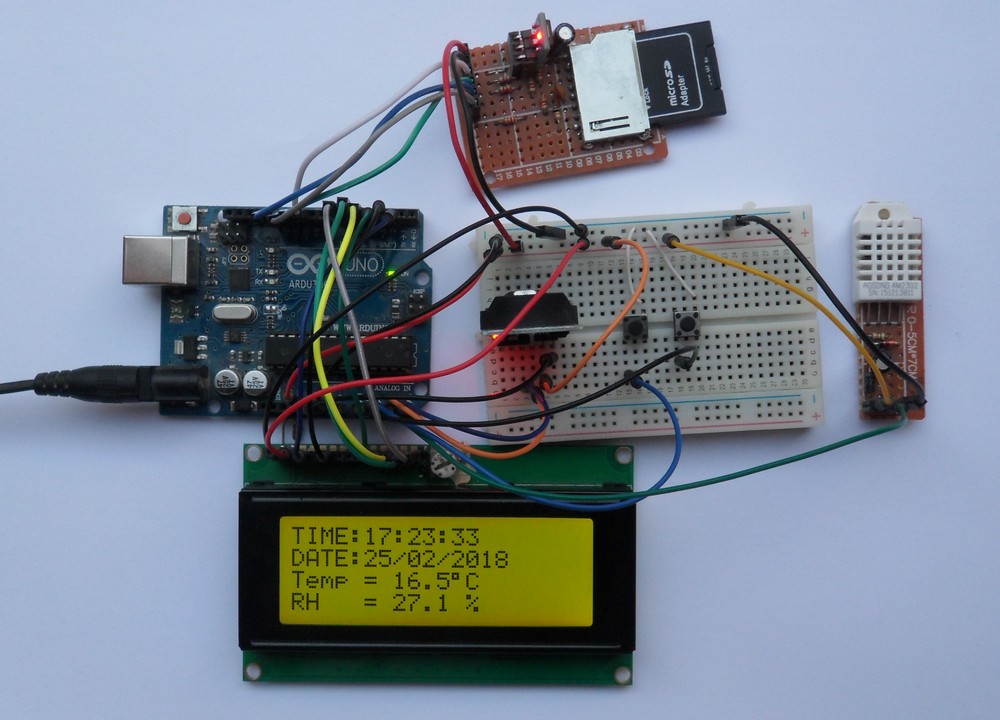 Arduino datalogger with SD card, DS3231 and DHT22 sensor