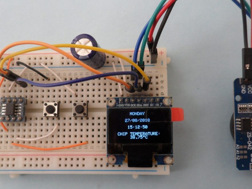 PIC12F1822 SSD1306 DS3231 real time clock with set buttons