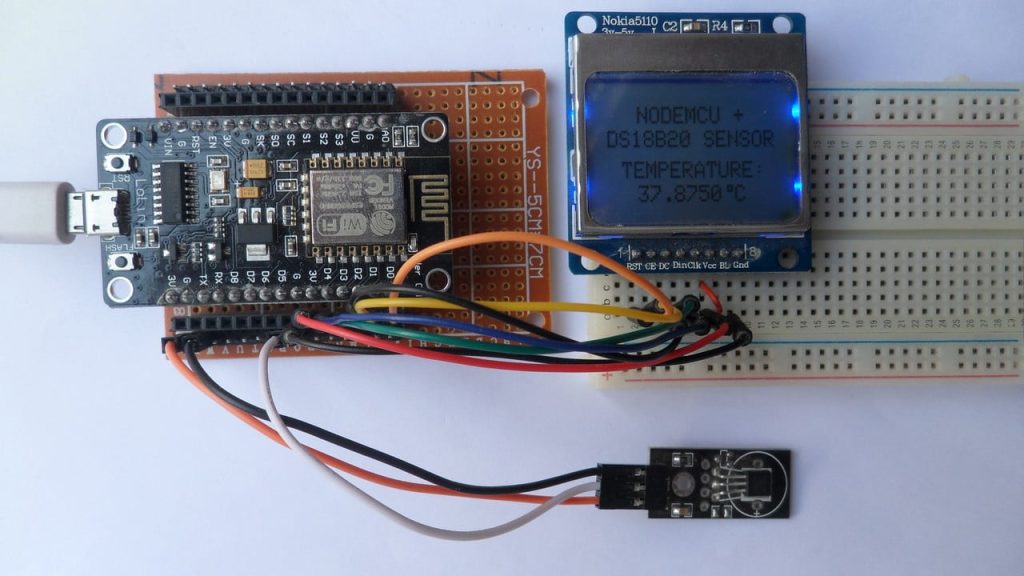 NodeMCU with DS18B20 sensor and Nokia 5110 (3310) LCD