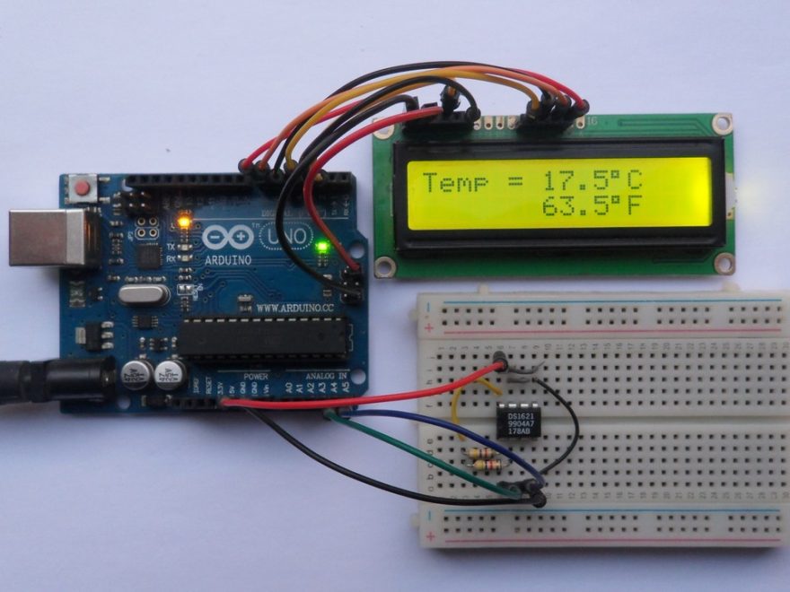 Arduino with DS1621 temperature sensor and 1602 LCD